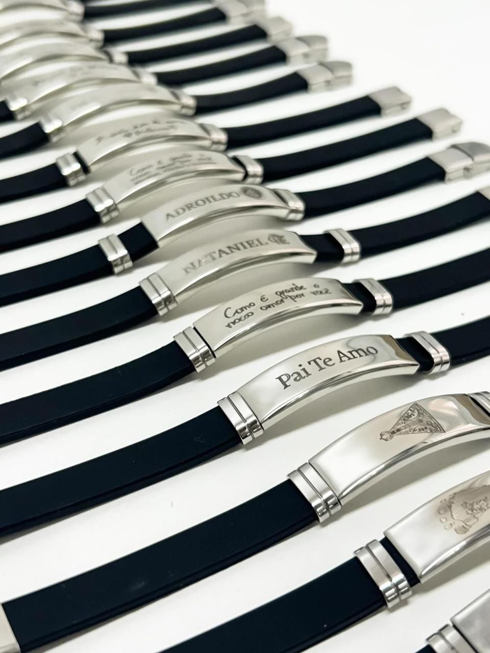 Fashion Frill Silver Wear Bracelet